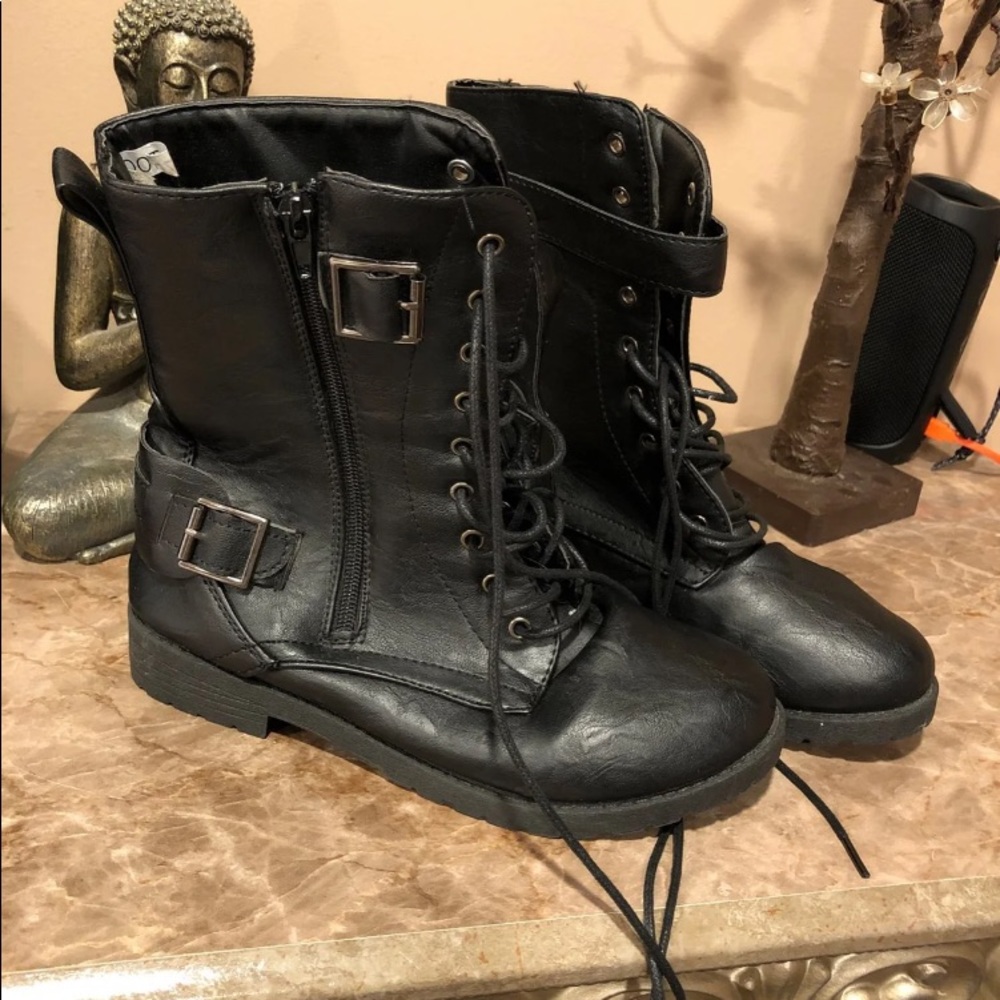 Black womens boots